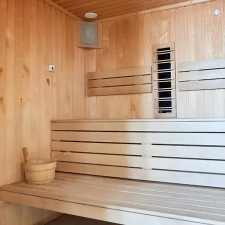Apartmán Evelyn's Spa&pool Mamaia